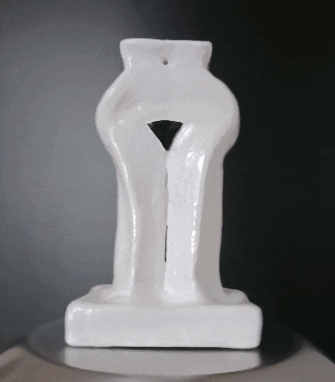 The Black Triangle — plastika / sculpture
